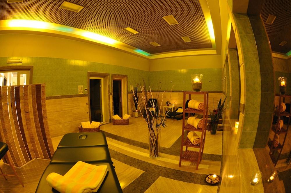 Carpediem Roma Golf Club Marco Simone Exterior photo