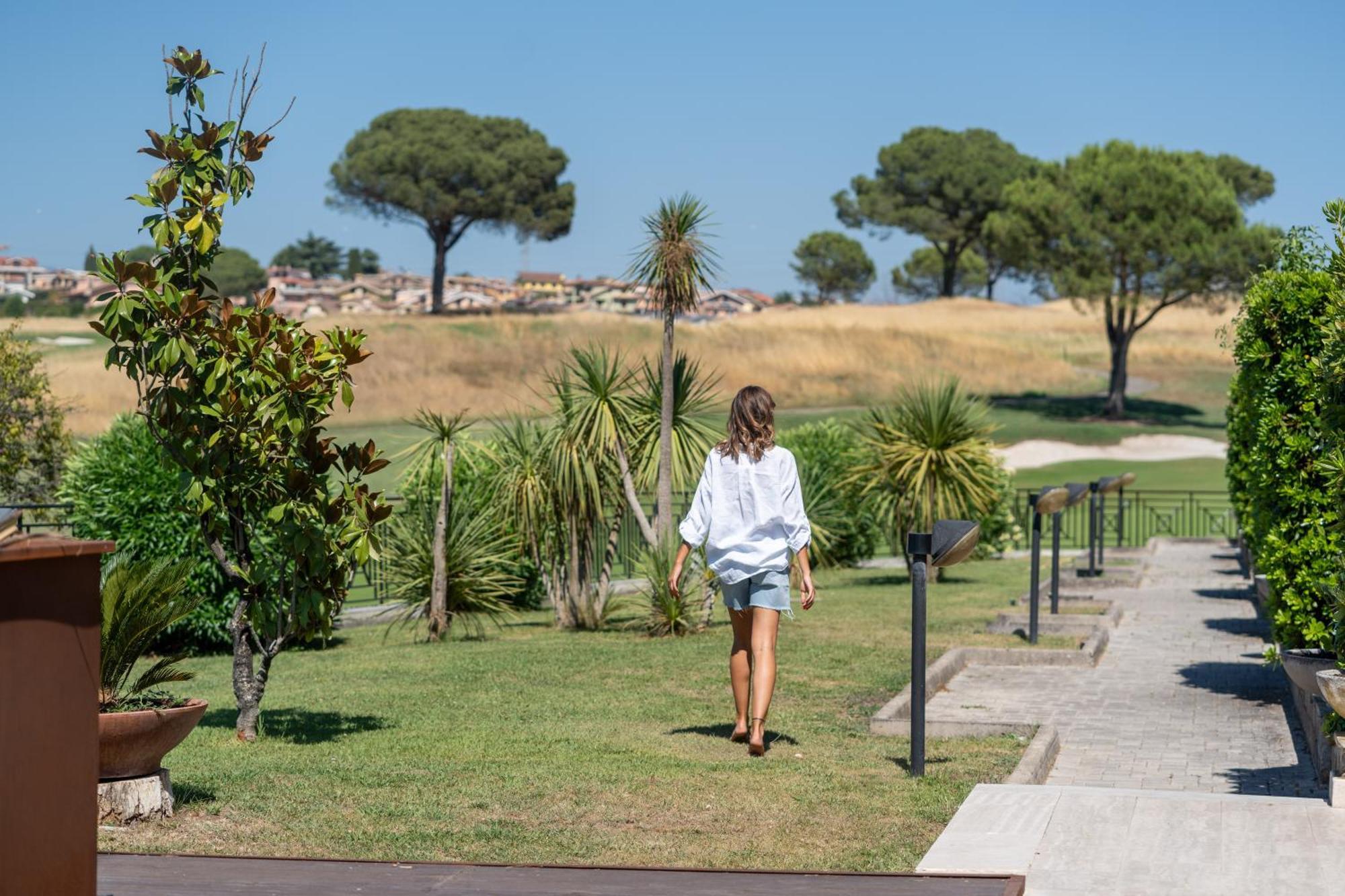 Carpediem Roma Golf Club Marco Simone Exterior photo